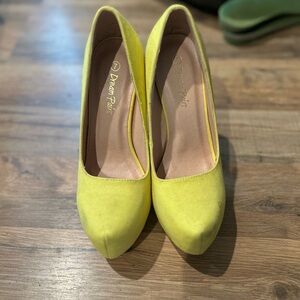 Amazon Women's Vibrant Yellow Heels